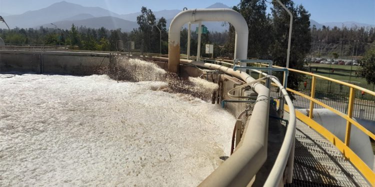  Methods to Control Foam in Industrial Liquid Waste Treatment