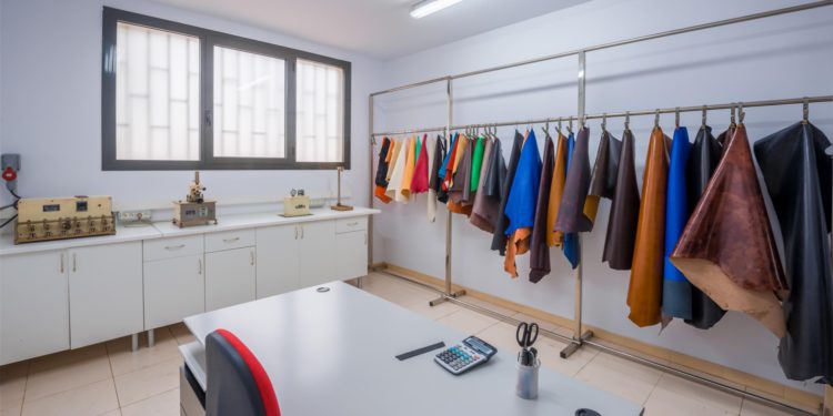  Leather Química Presenta “Evolución” su Nuevo Catálogo Fashion Leather