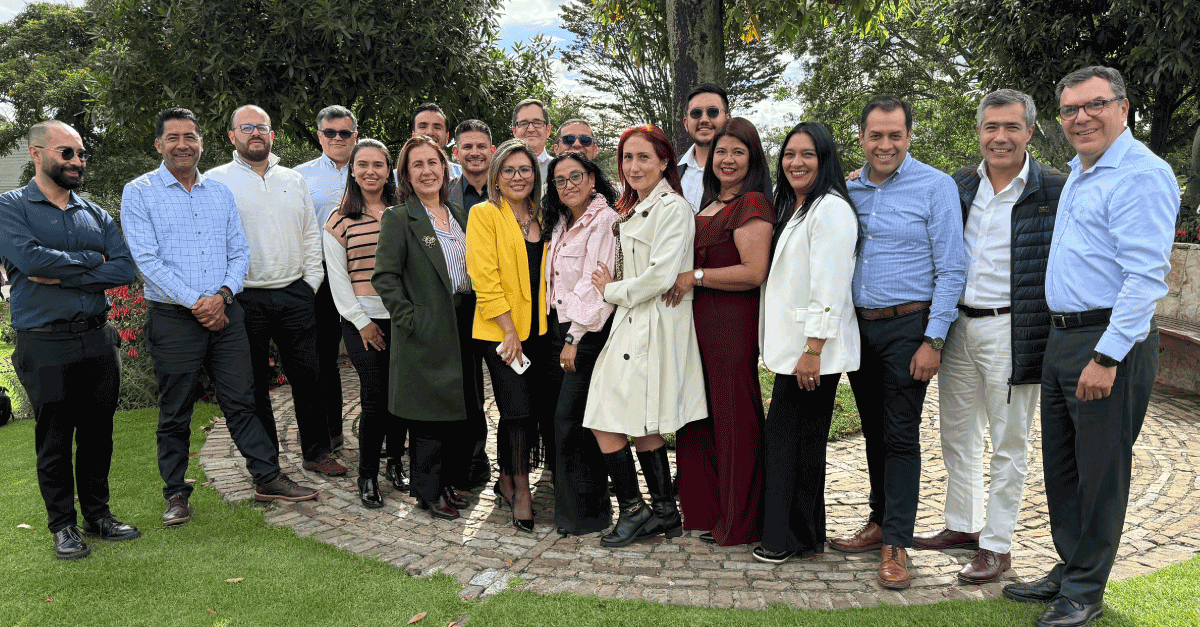  Gerente General Corporativo de Grupo Mathiesen, Carlos Ponce, visita operaciones en Latinoamérica